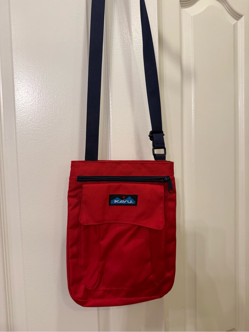 Kavu Red Messenger Bag with Navy Strap